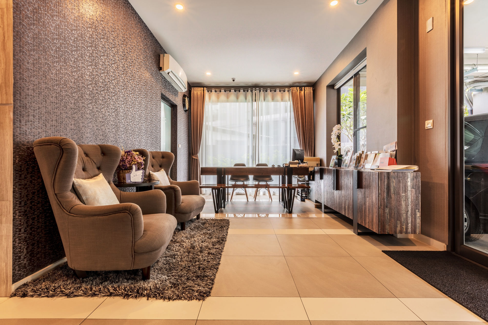 Like Sukhumvit 22 Aparthotel Bangkok Exterior photo