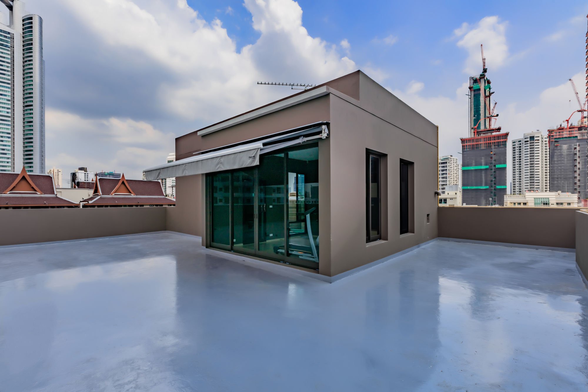 Like Sukhumvit 22 Aparthotel Bangkok Exterior photo