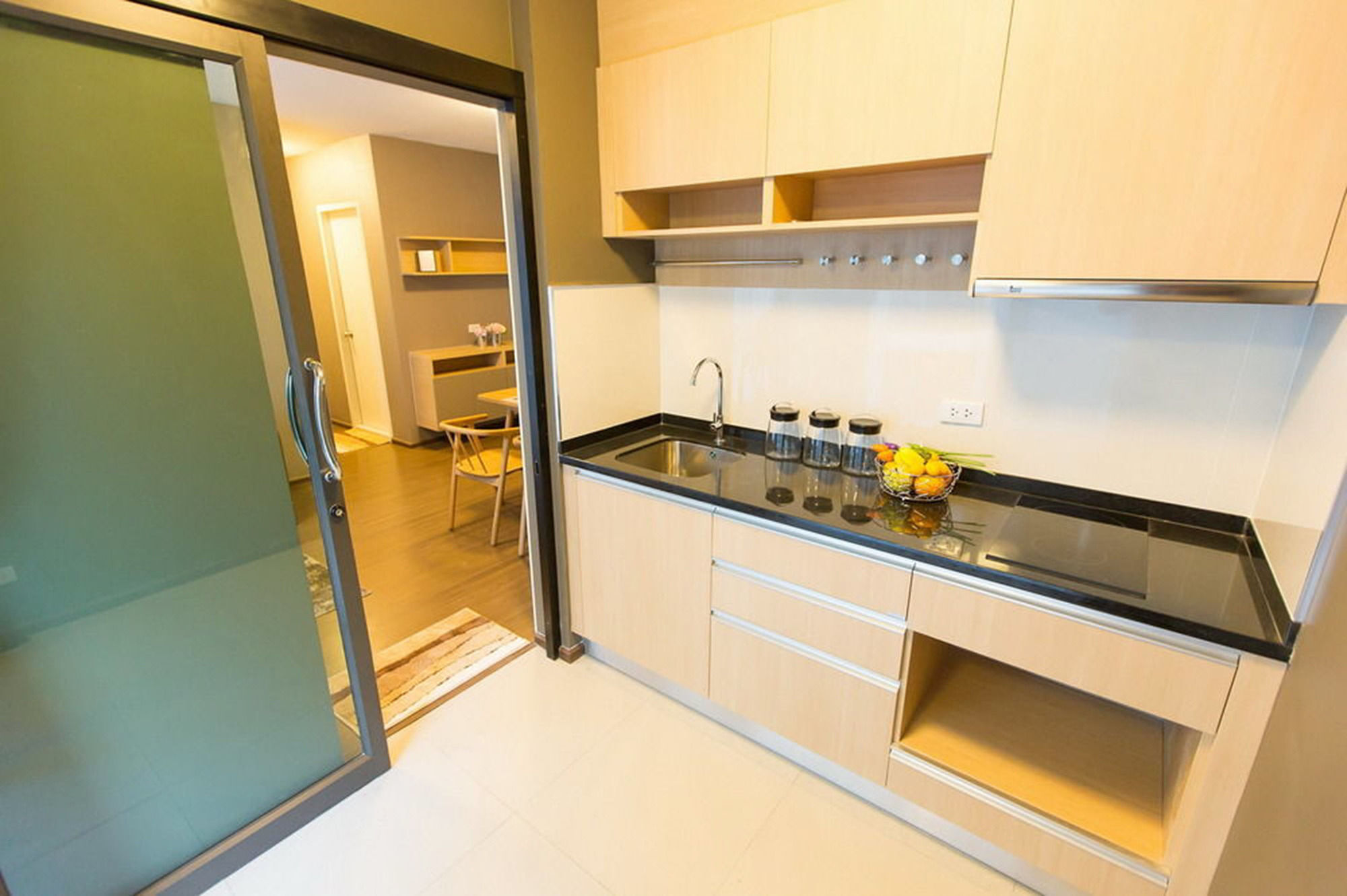 Like Sukhumvit 22 Aparthotel Bangkok Exterior photo